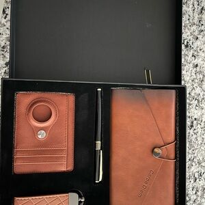 Carpe Diem Brown Leather Wallet and Accessories Set